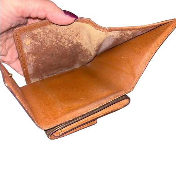 Louis Vuitton Monogram Elise Wallet - Picture 7 of 7